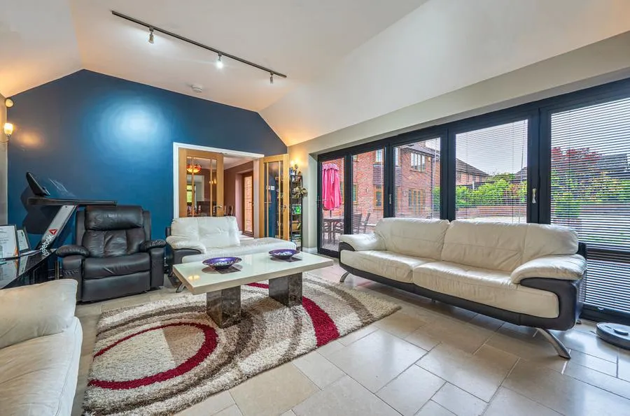Beehive Lane, Binfield, RG12, photo 5