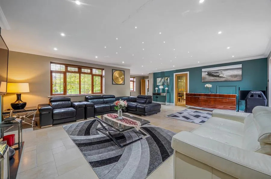 Beehive Lane, Binfield, RG12, photo 2