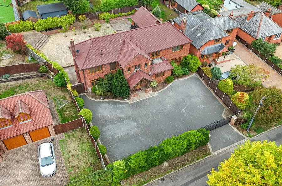 Beehive Lane, Binfield, RG12, photo 35