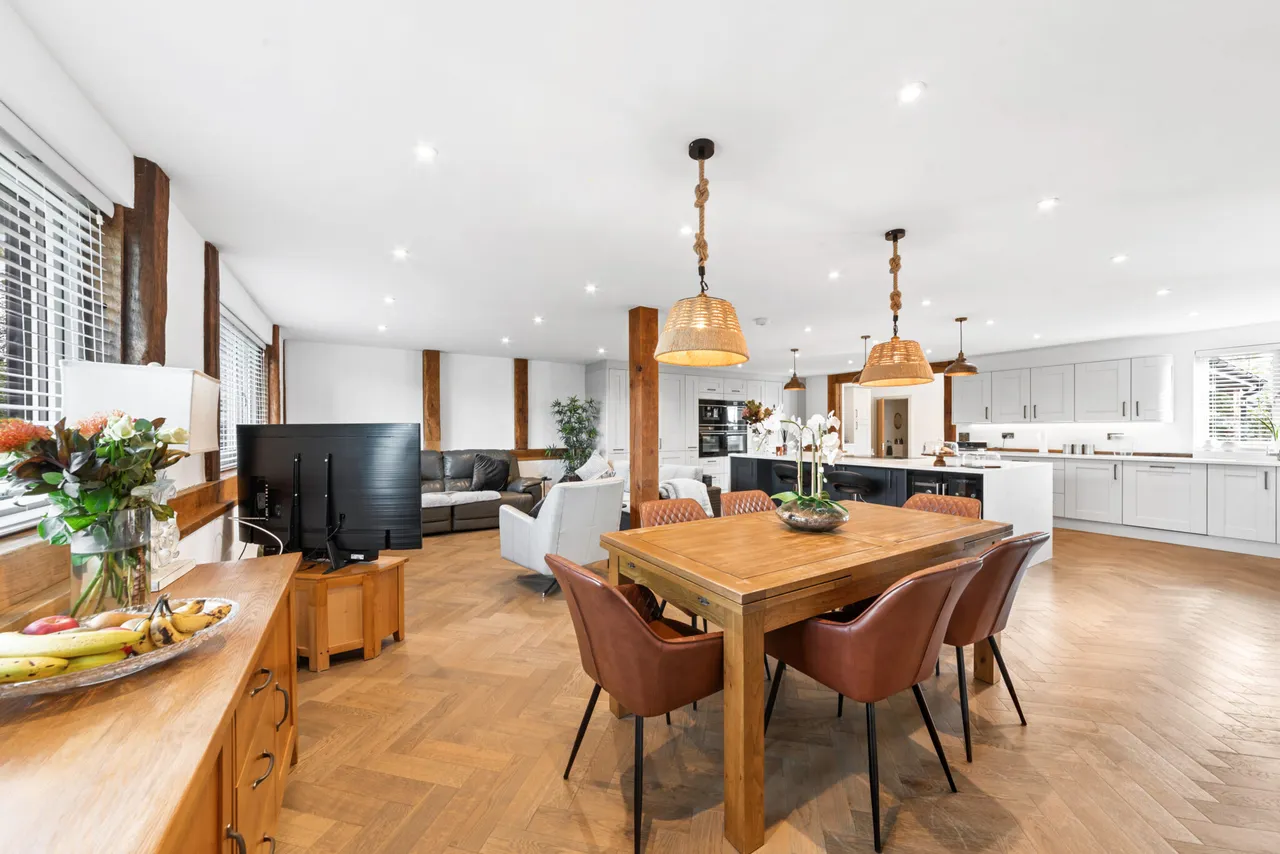 Burford Farm (Residential), Redwall Lane, Linton, Kent, Maidstone, ME17 4BD, photo 7