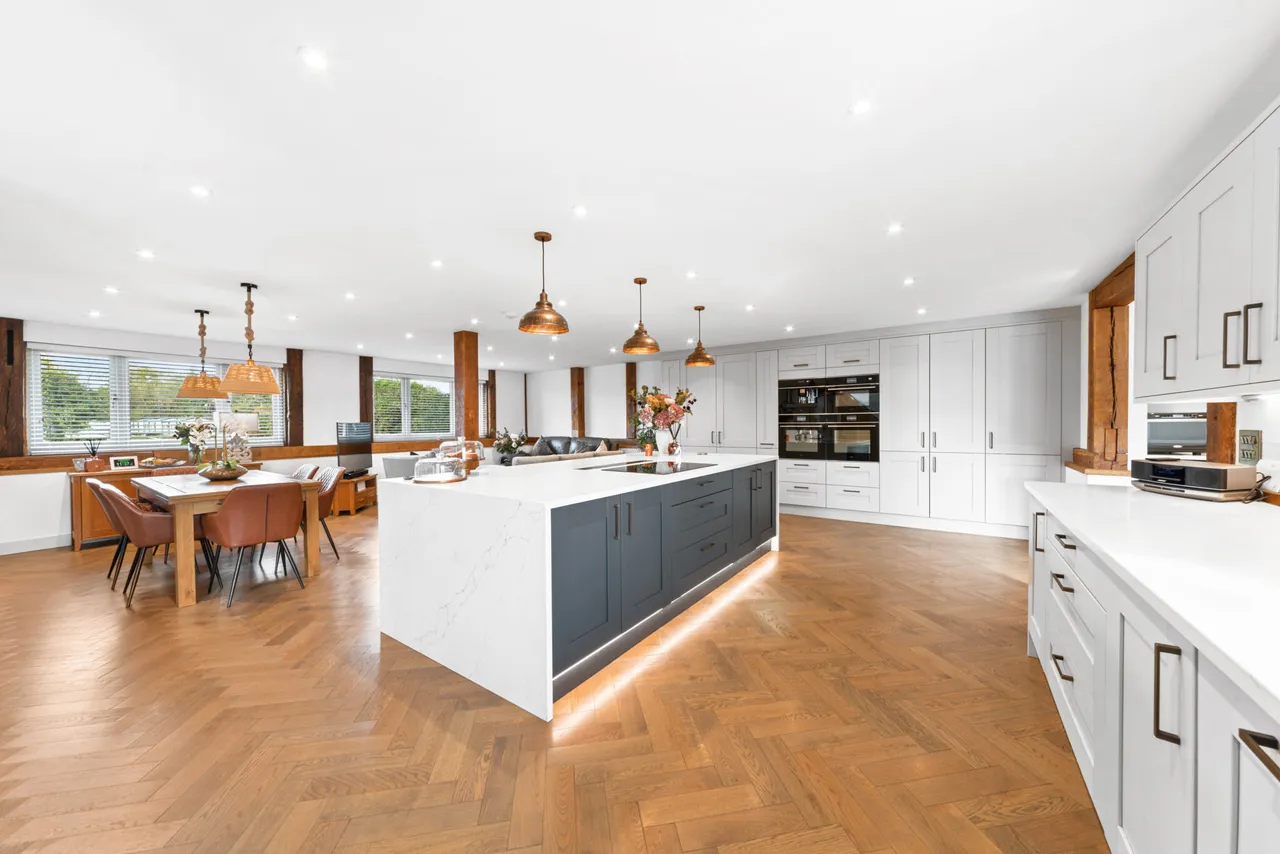 Burford Farm (Residential), Redwall Lane, Linton, Kent, Maidstone, ME17 4BD, photo 8