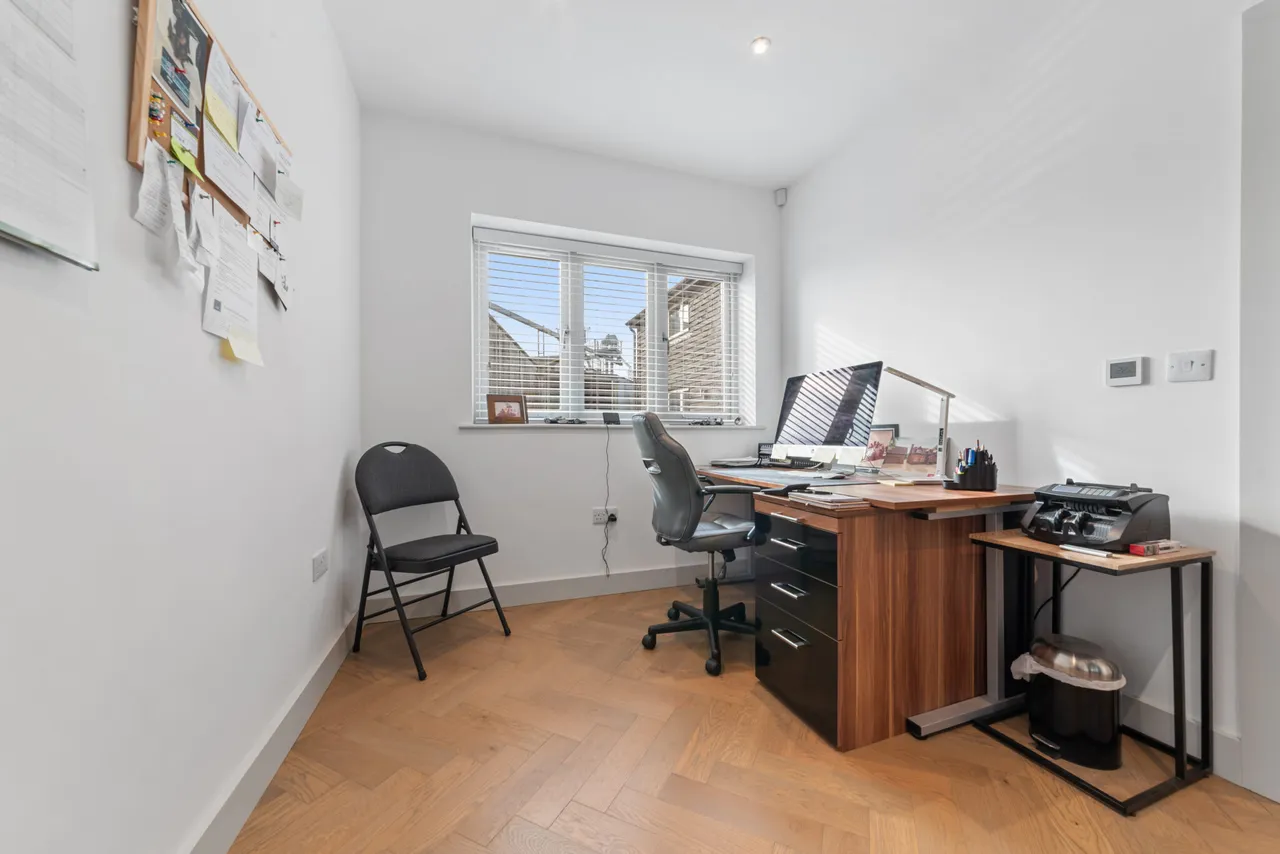 Burford Farm (Residential), Redwall Lane, Linton, Kent, Maidstone, ME17 4BD, photo 14