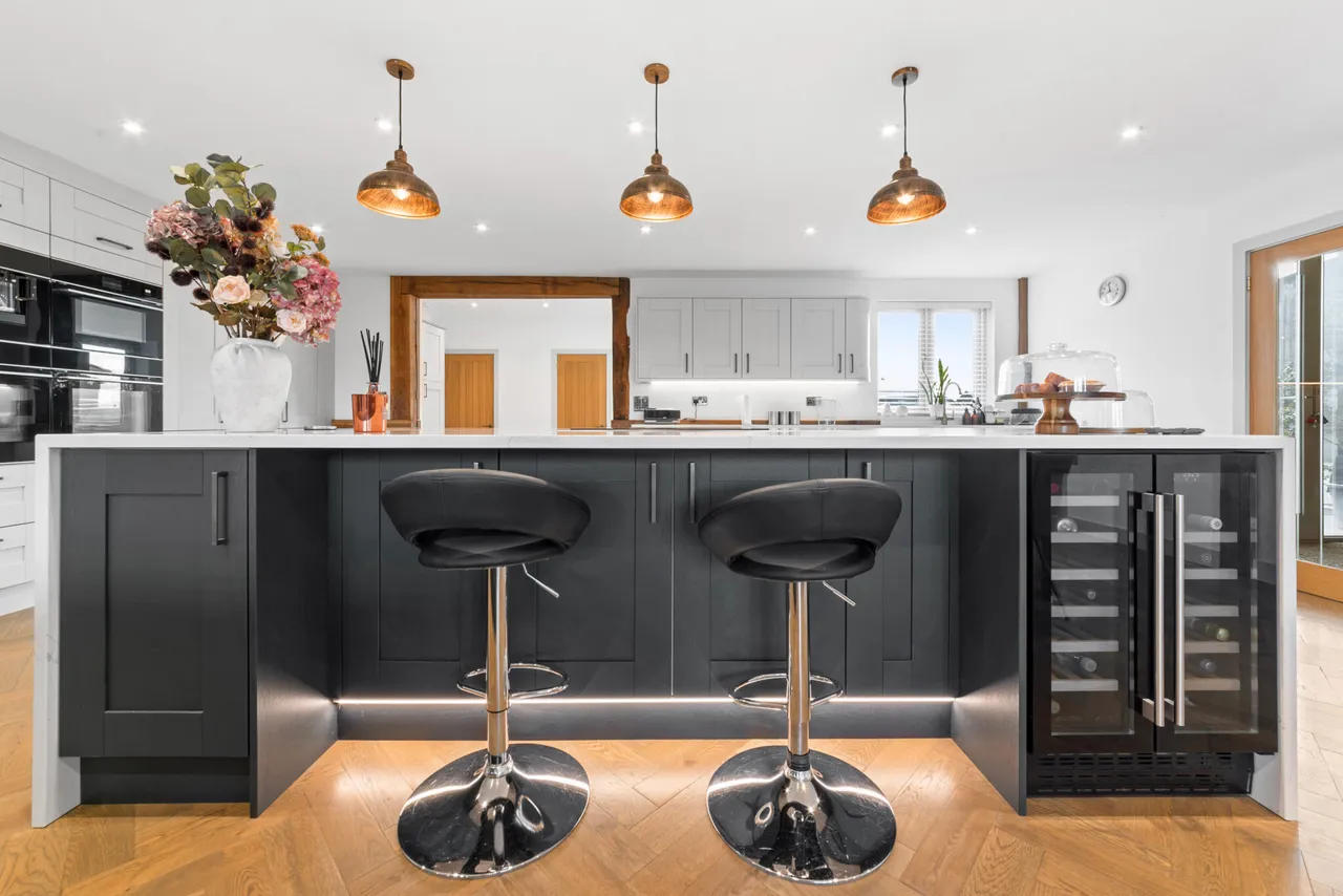 Burford Farm (Residential), Redwall Lane, Linton, Kent, Maidstone, ME17 4BD, photo 9
