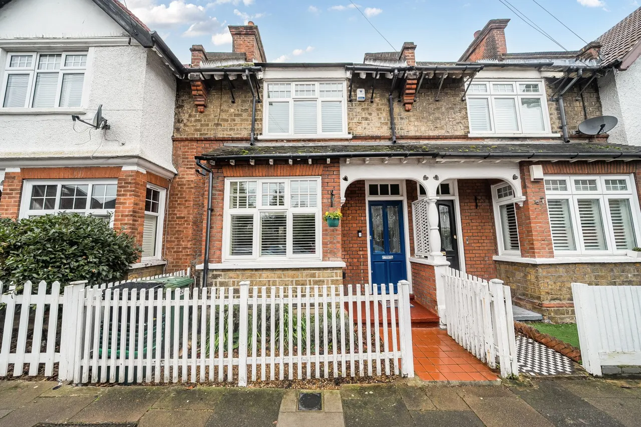3 bed house for sale — Plaistow Grove, BR1