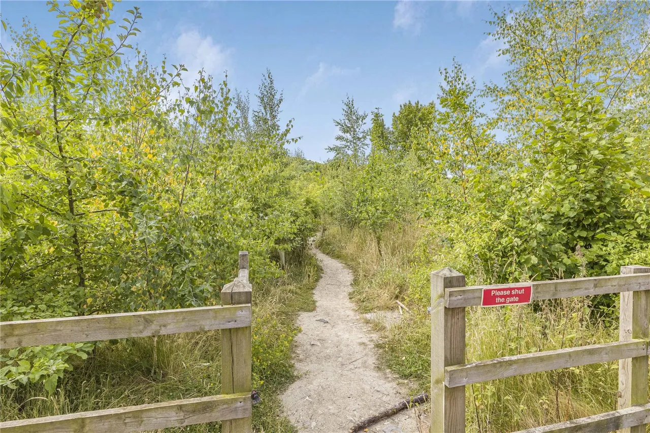 Chalkpit Lane, Chinnor, OX39, photo 13