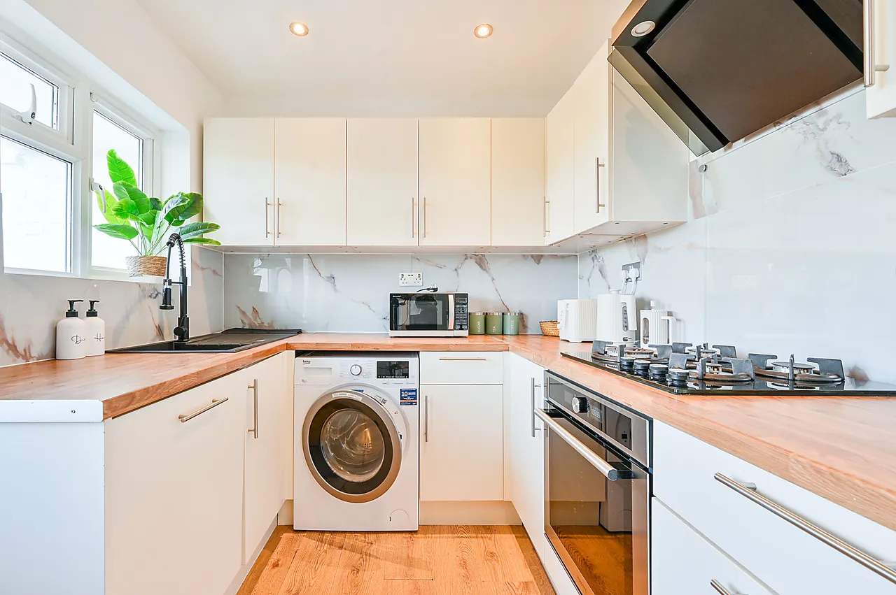 Isleworth, TW7, photo 14