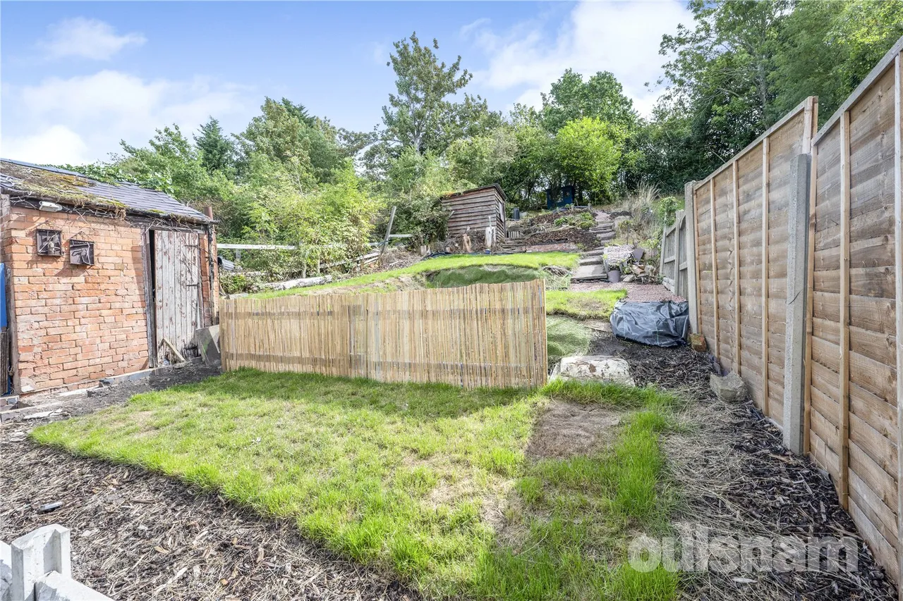 Enfield Road, Hunt End, Redditch, Worcestershire, B97 5NE, photo 4
