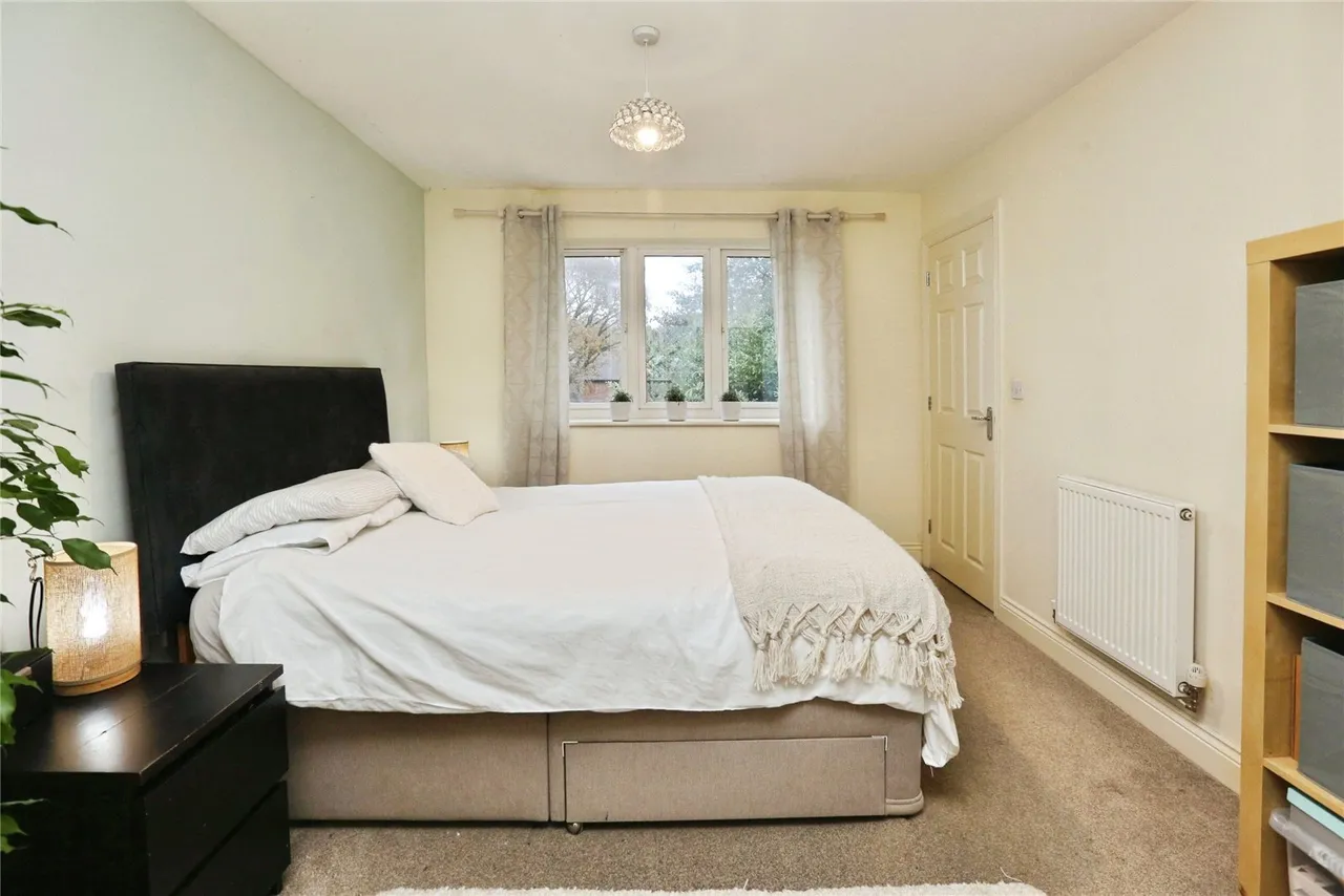 Bedford Drive, Titchfield Common, PO14, photo 13