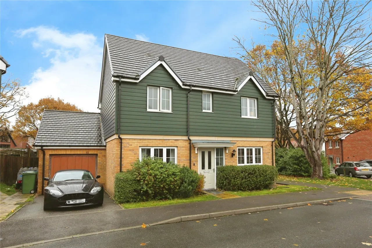 Bedford Drive, Titchfield Common, PO14, photo 20