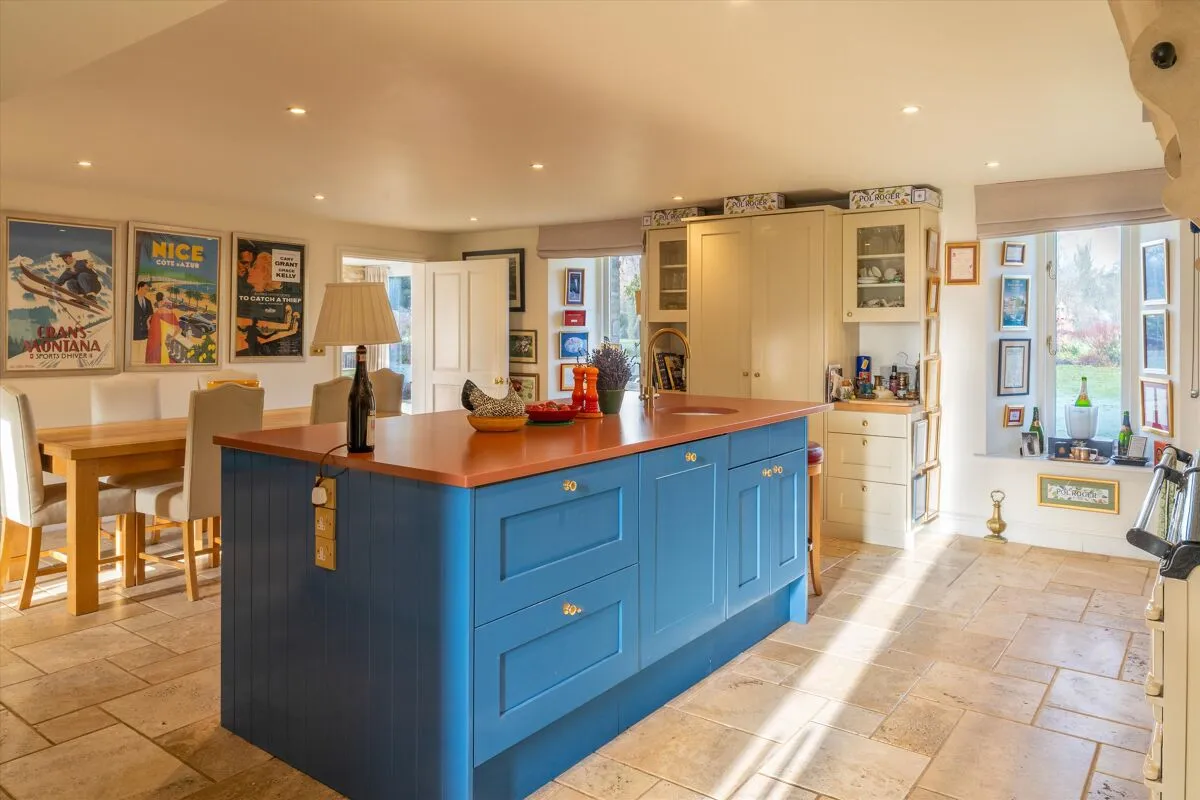 Clanfield, OX18, photo 7