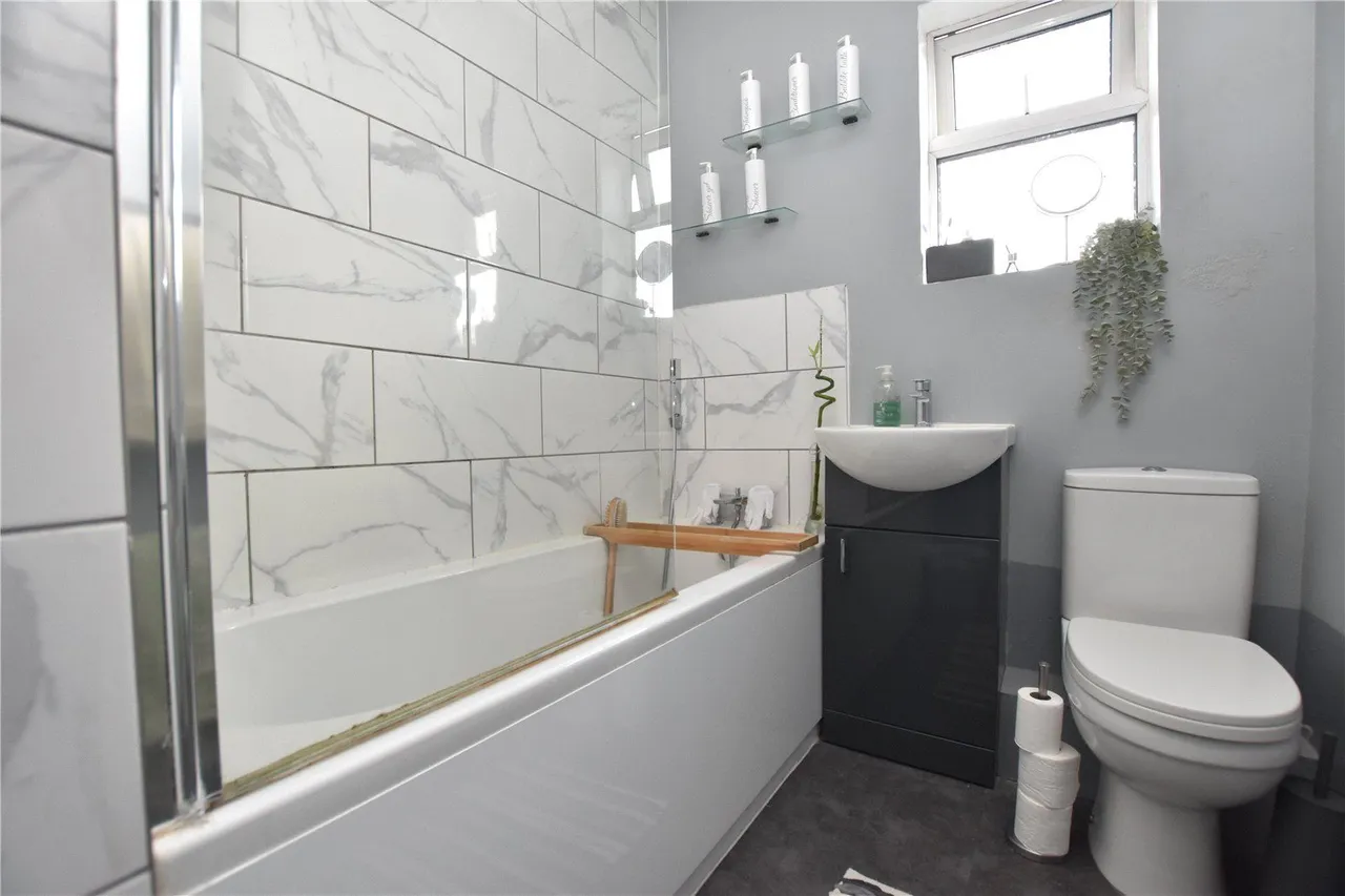 Highfield Place, Morley, LS27, photo 9