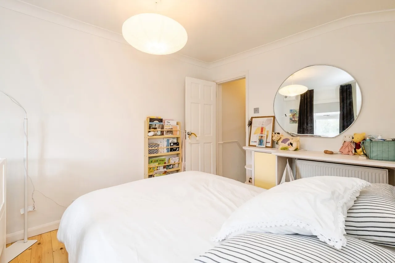 Grosvenor Road, East Ham, E6, photo 15