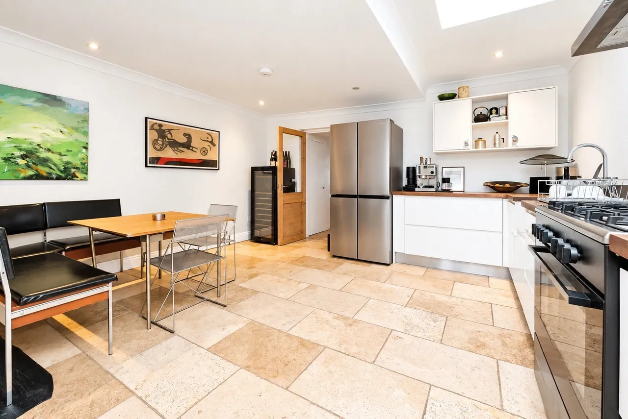 Grosvenor Road, East Ham, E6, photo 7