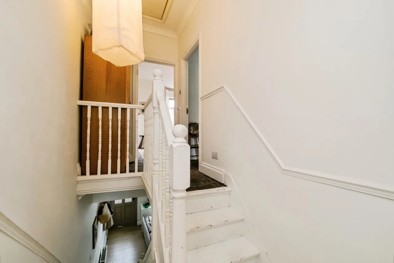 Grosvenor Road, East Ham, E6, photo 18