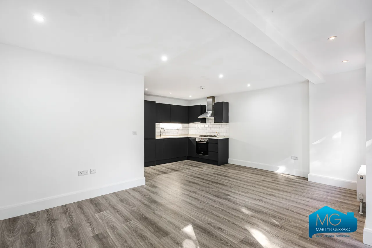 Abingdon Road, London, N3, photo 20