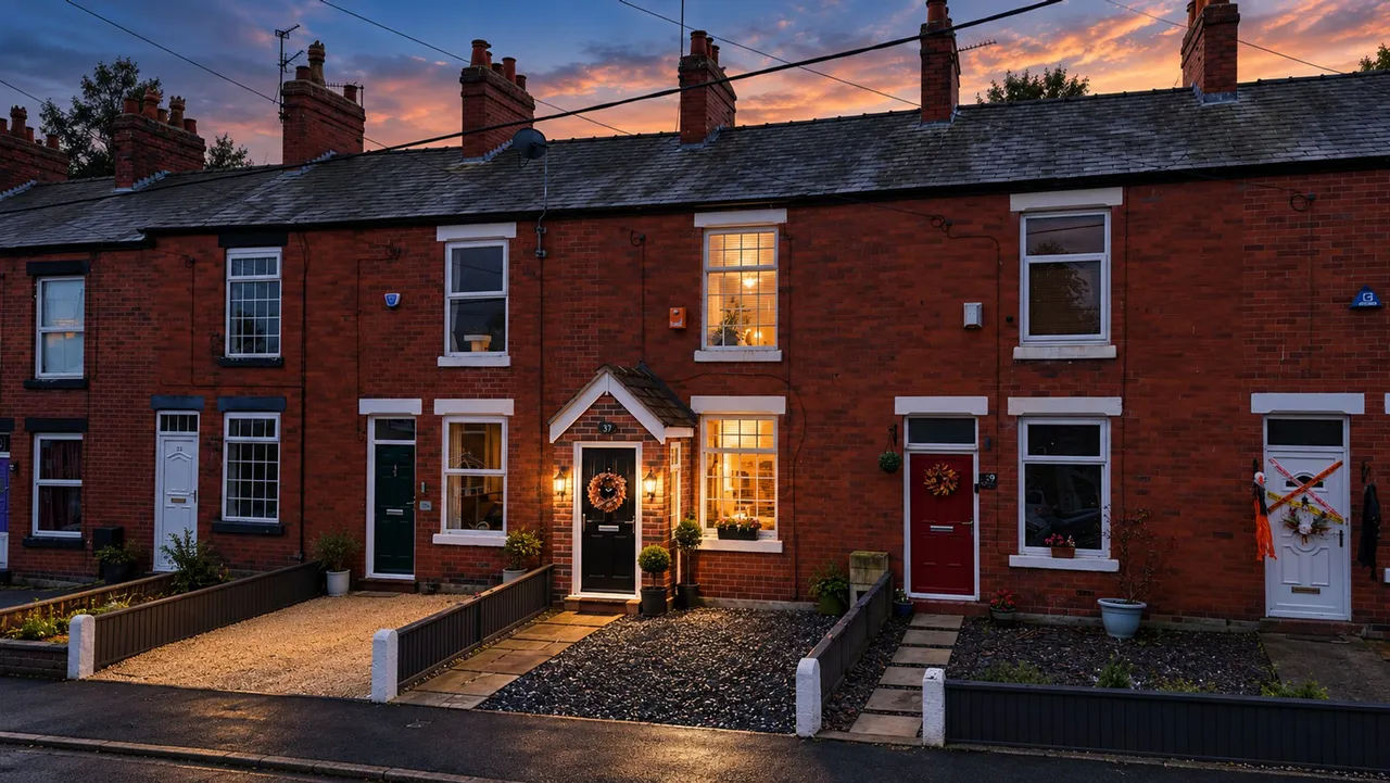 Meadow Lane, Disley, SK12, photo 15