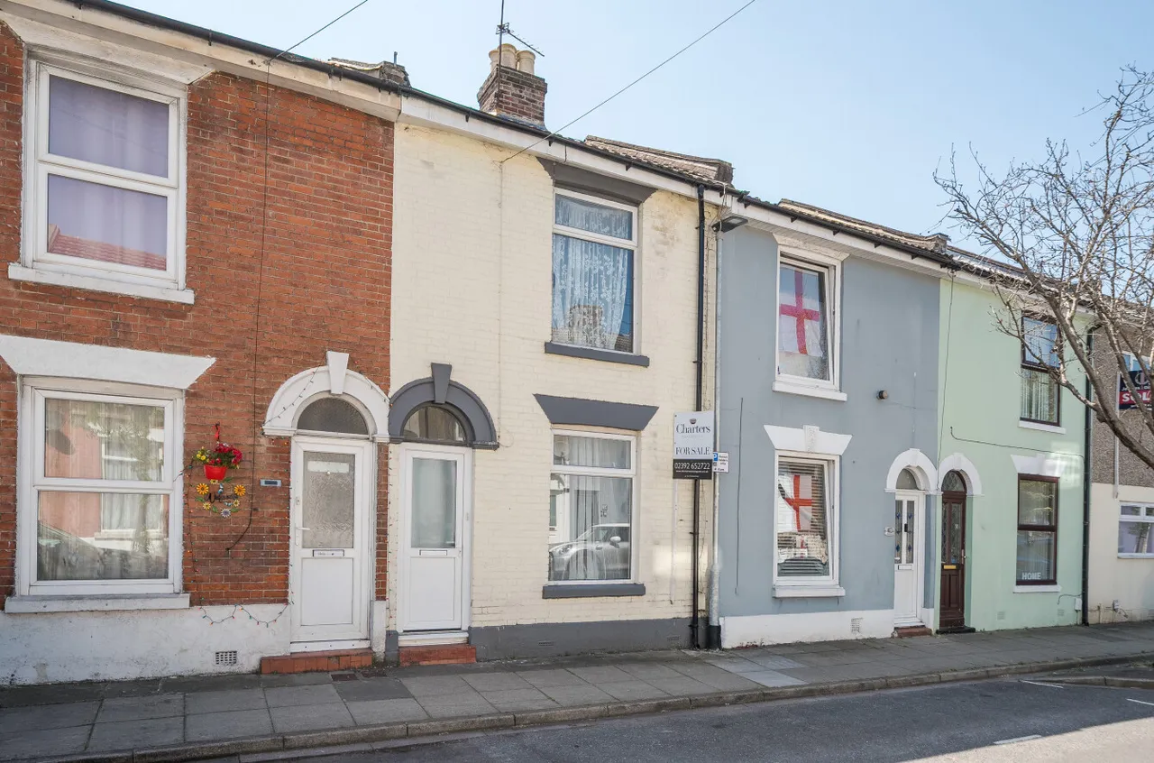 3 bed house for sale, Binsteed Road, Portsmouth, PO2