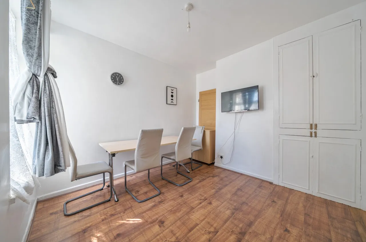 Binsteed Road, Portsmouth, PO2, photo 4