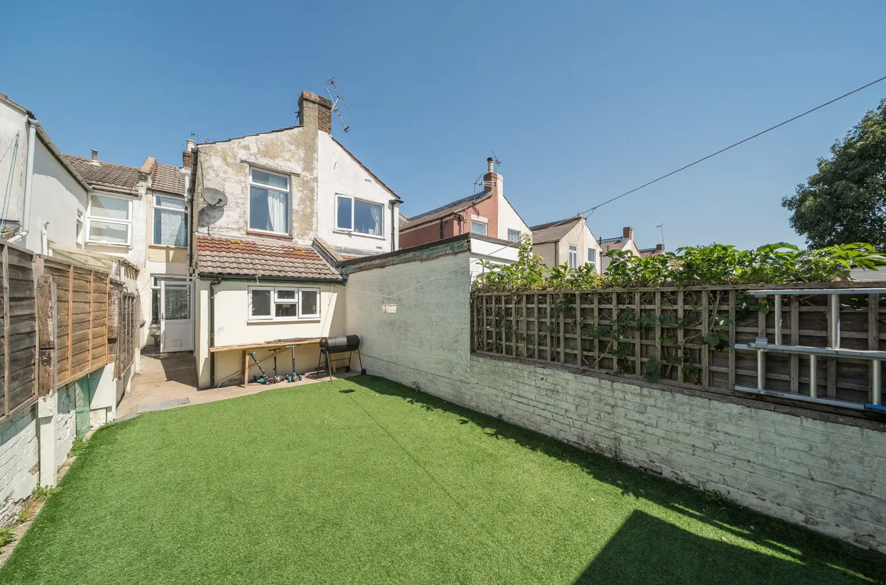 Binsteed Road, Portsmouth, PO2, photo 8