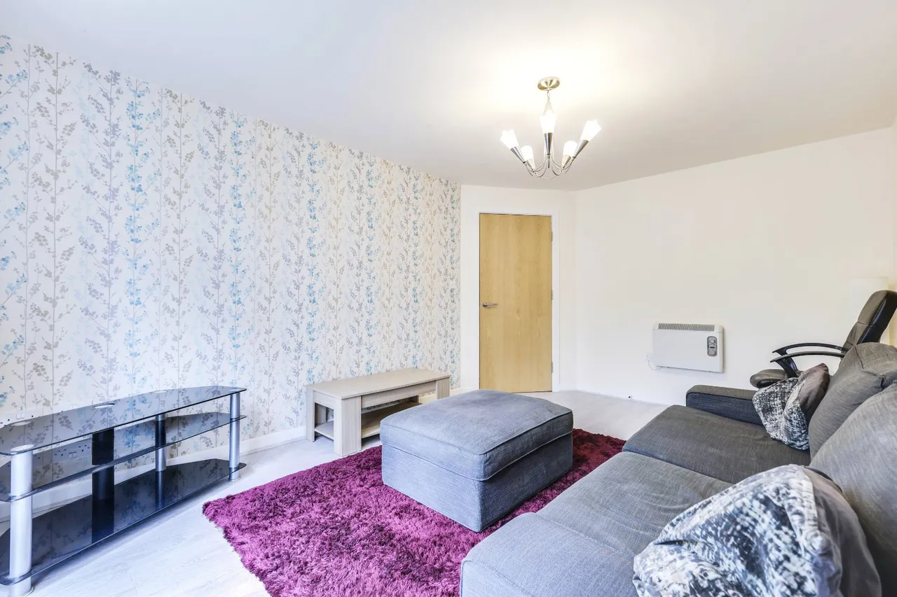 Farnley Crescent, Leeds, LS12, photo 3