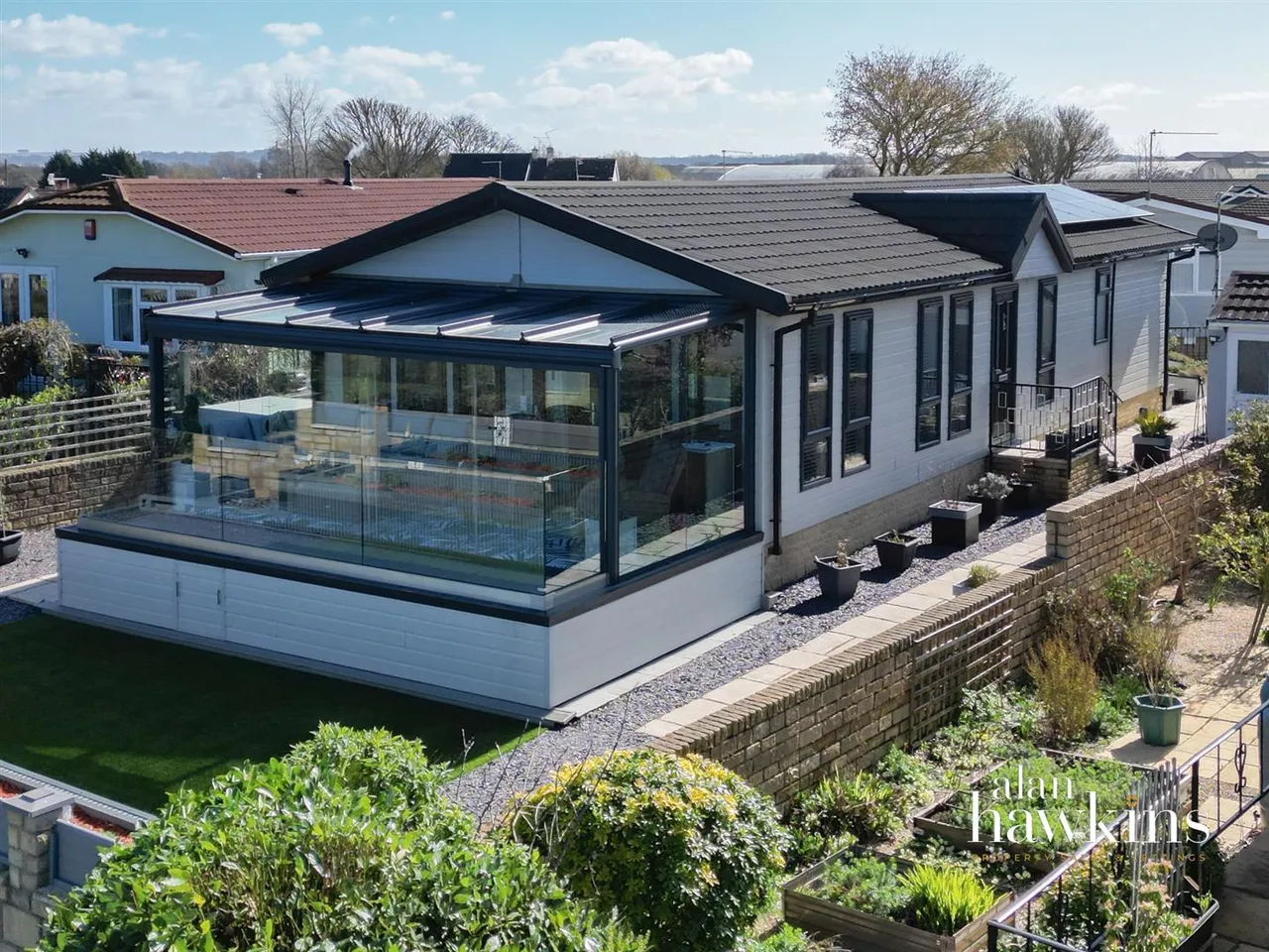 2 bed park home for sale, Lillybrook Estate, Lyneham, SN15