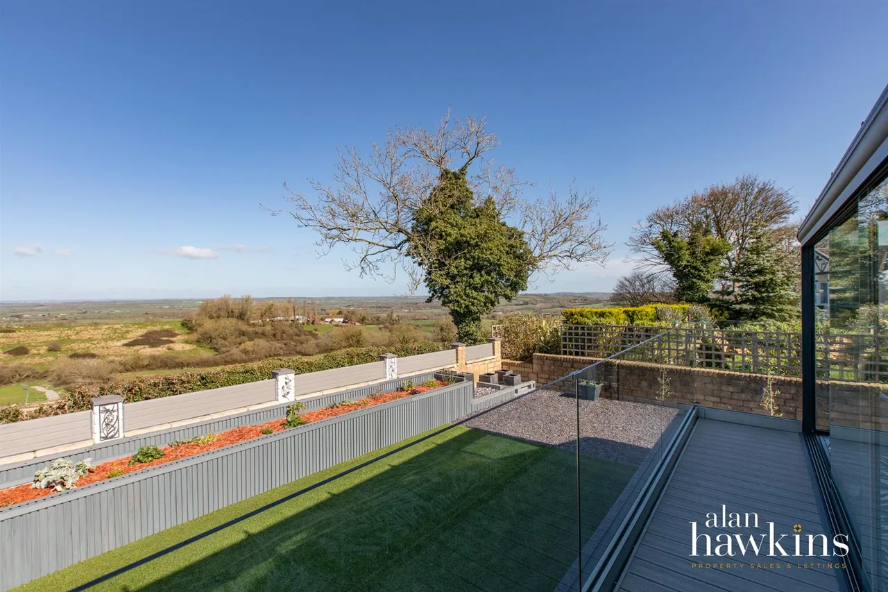 Lillybrook Estate, Lyneham, SN15, photo 3