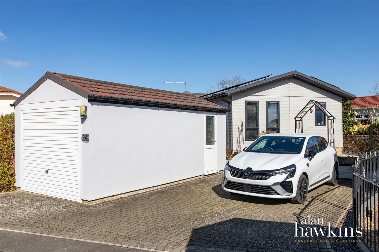 Lillybrook Estate, Lyneham, SN15, photo 21