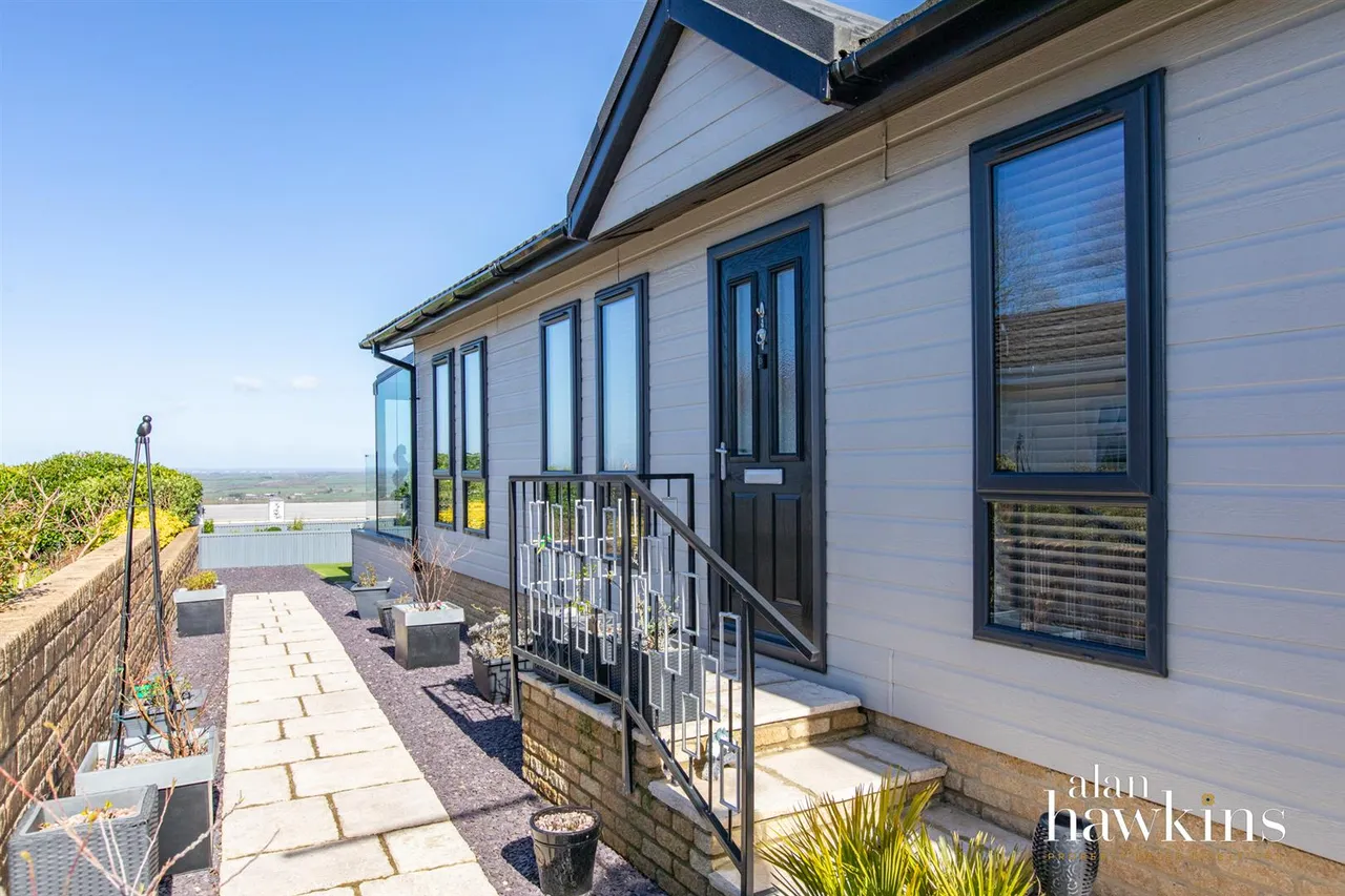 Lillybrook Estate, Lyneham, SN15, photo 22