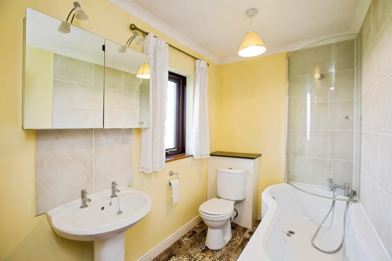 Hill Top, Queensbury, BD13, photo 25