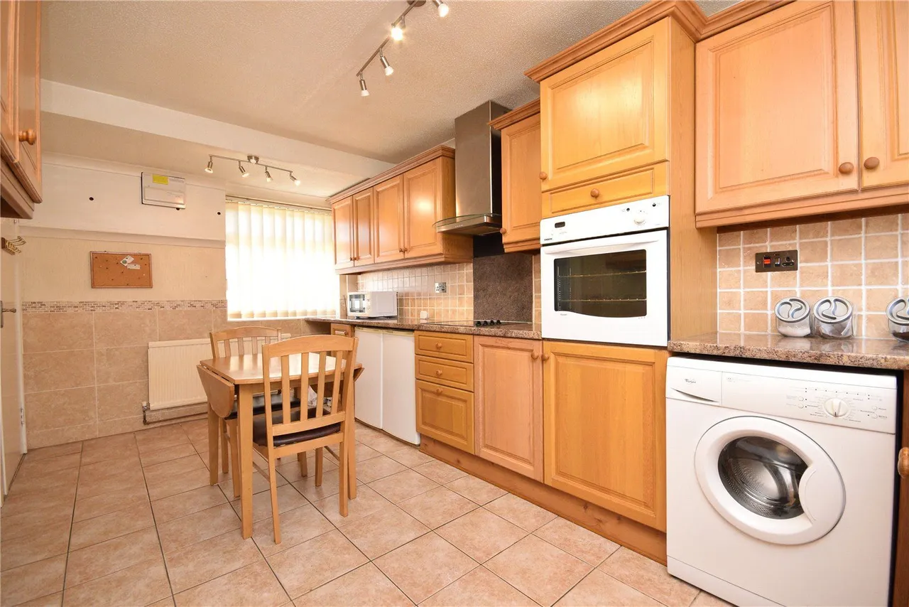 Sissons Crescent, Leeds, LS10, photo 5
