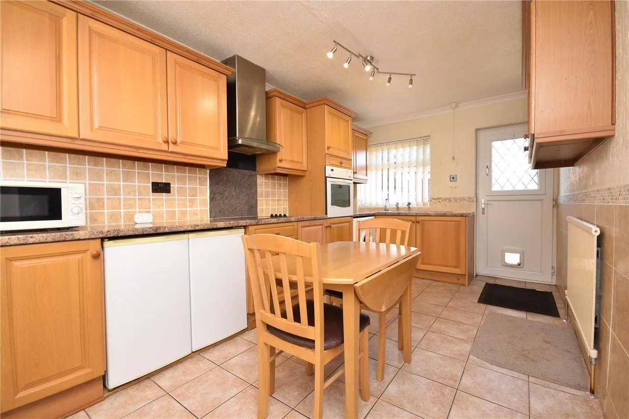 Sissons Crescent, Leeds, LS10, photo 4