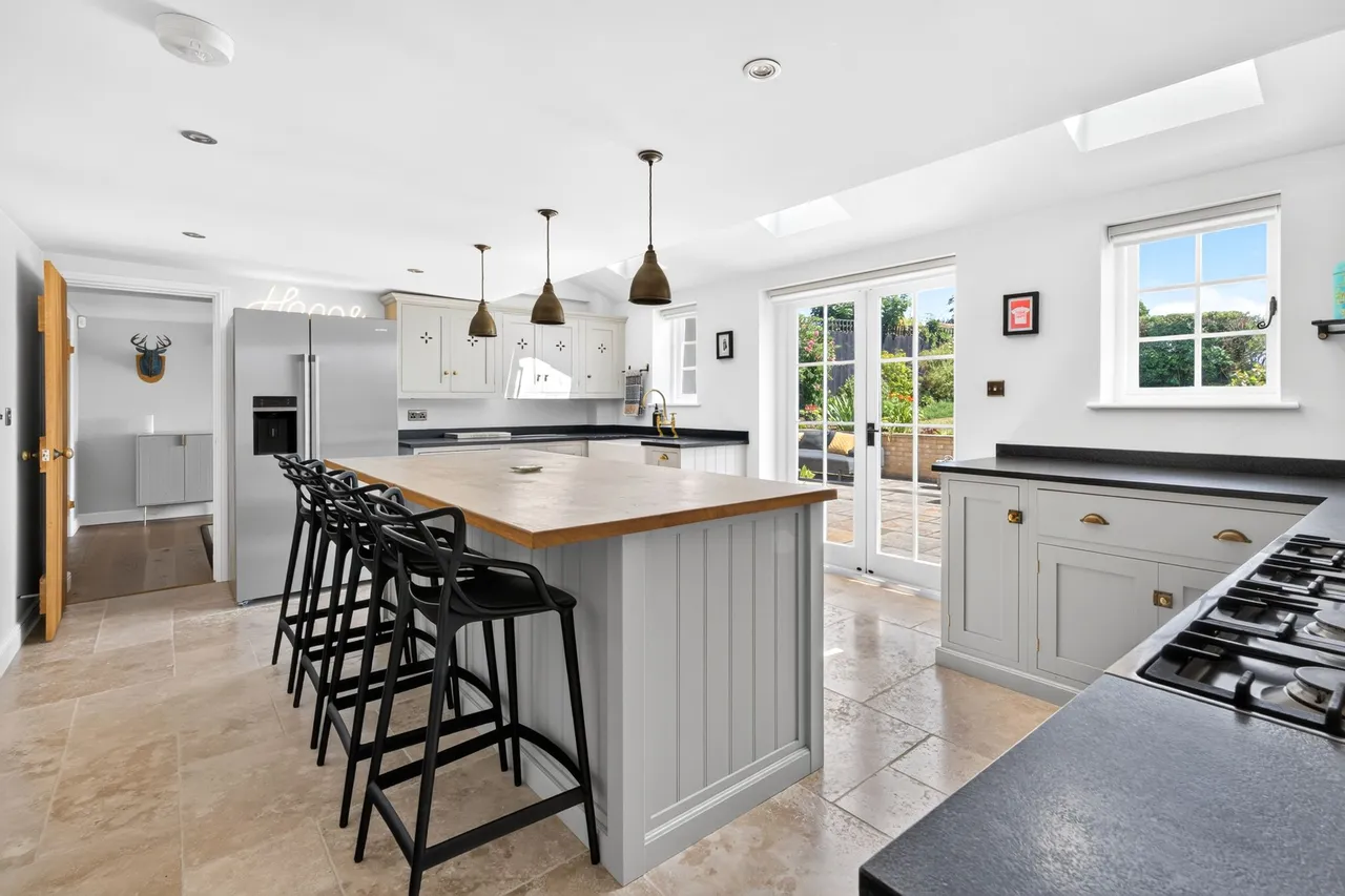 Dunmow Road, Hatfield Broad Oak, CM22, photo 2