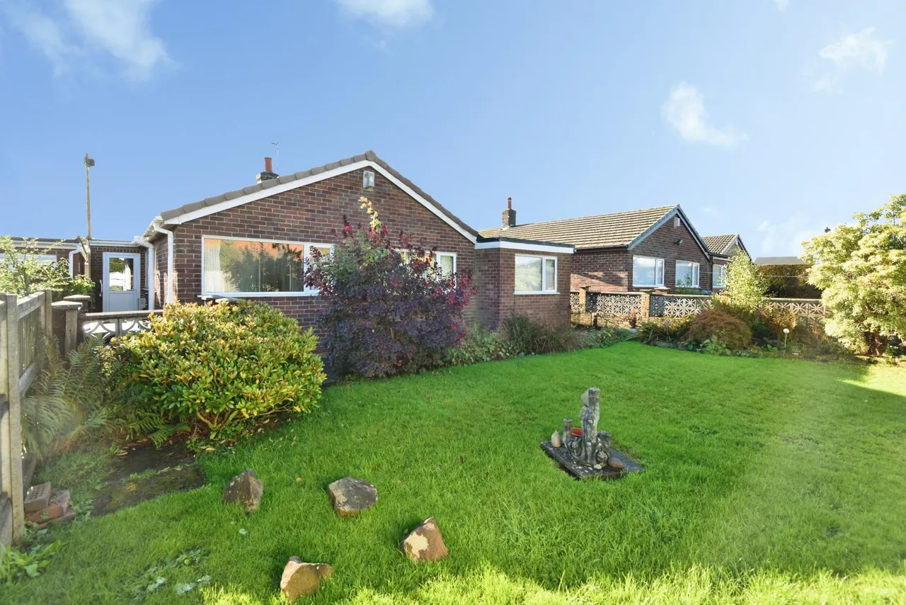 Woodside Drive, Meir Heath, ST3, photo 17