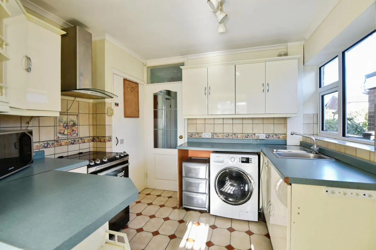 Woodside Drive, Meir Heath, ST3, photo 11