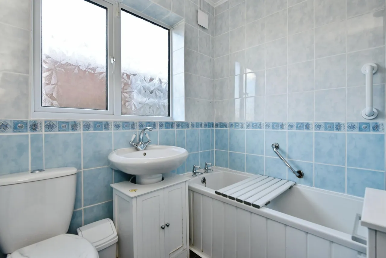 Woodside Drive, Meir Heath, ST3, photo 15