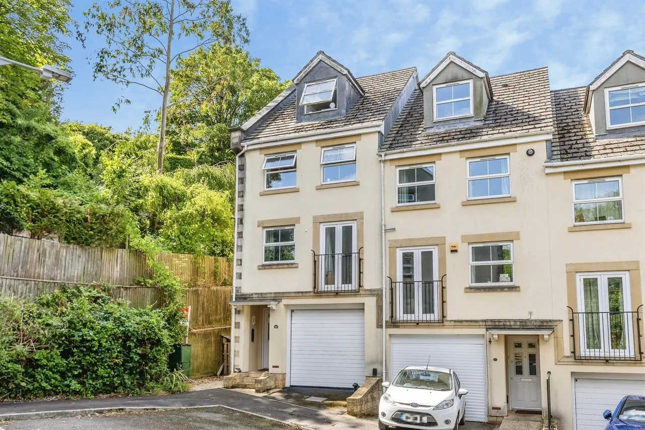 4 bed house for sale — Blaisedell View, Bristol