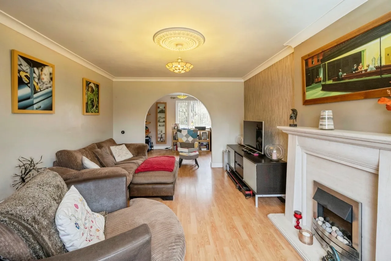Wickett Hern Road, Armthorpe, Doncaster, South Yorkshire, DN3, photo 4