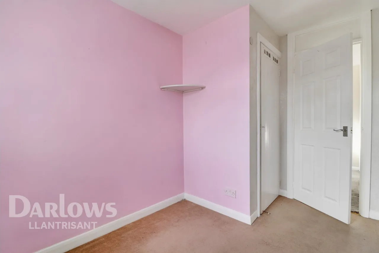 Woodland Road, Beddau, photo 17