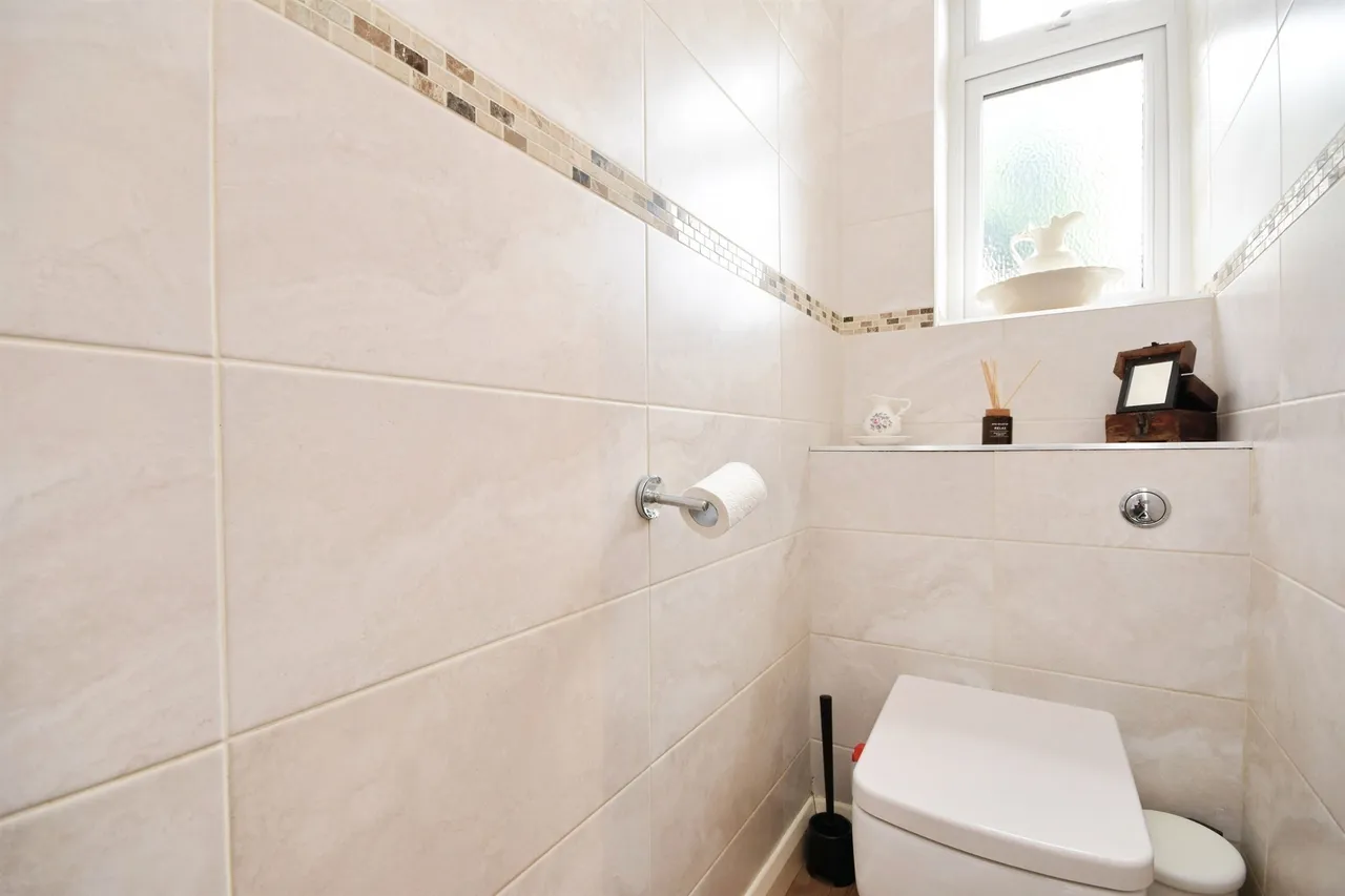 Helmsdale Road, Romford, RM1, photo 8