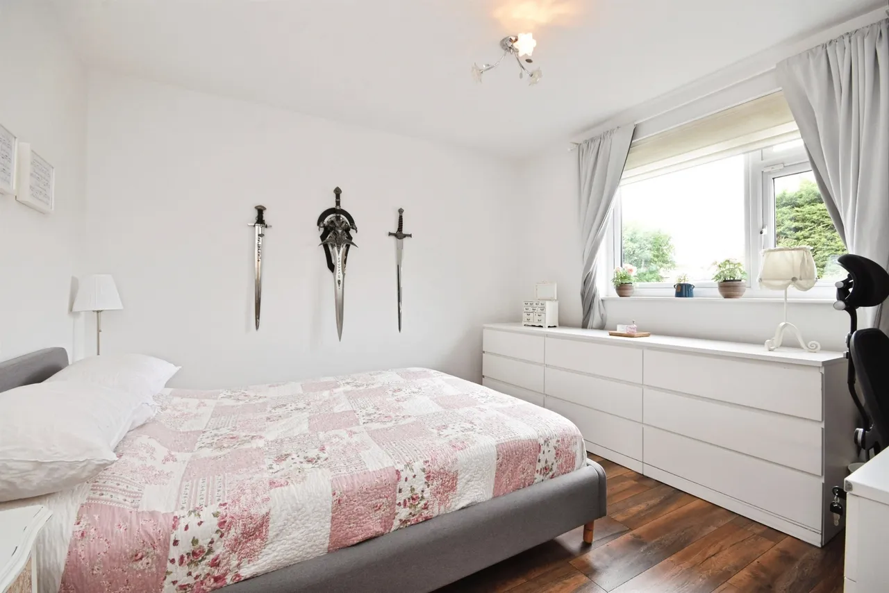 Helmsdale Road, Romford, RM1, photo 13