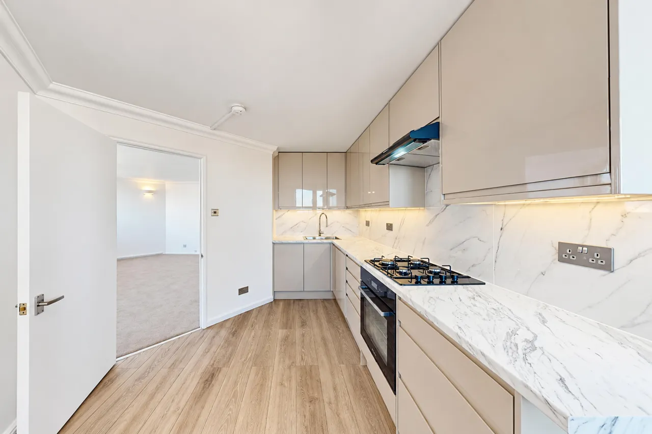 Ashburnham Tower, Chelsea, SW10, photo 3