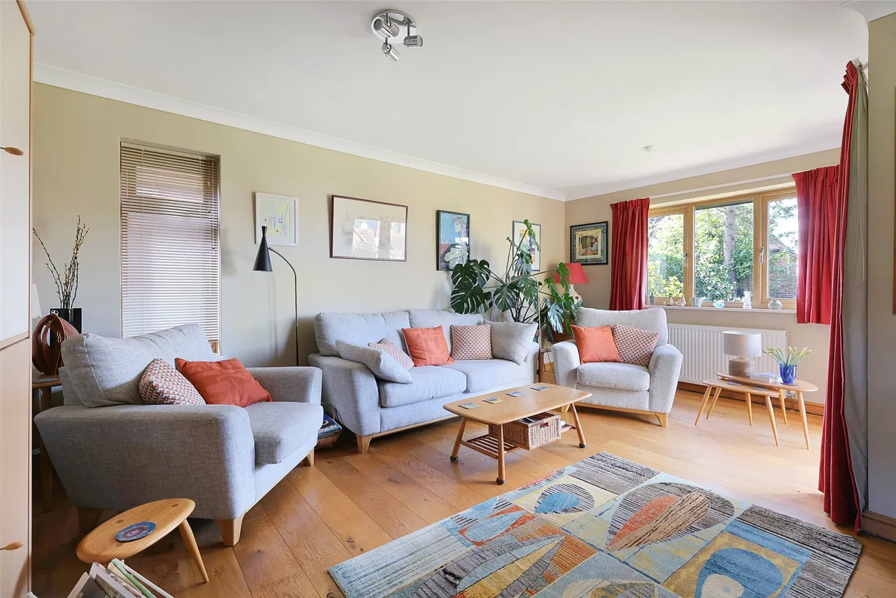 Stanhopes, Limpsfield, RH8, photo 5