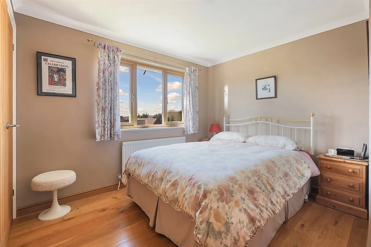 Stanhopes, Limpsfield, RH8, photo 10