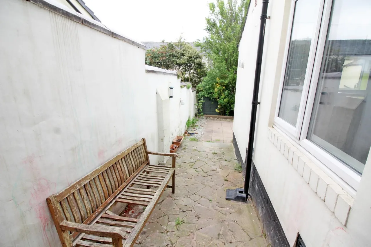 Chesham Road, Chesham, Bury, Greater Manchester, BL9 6EP, photo 12