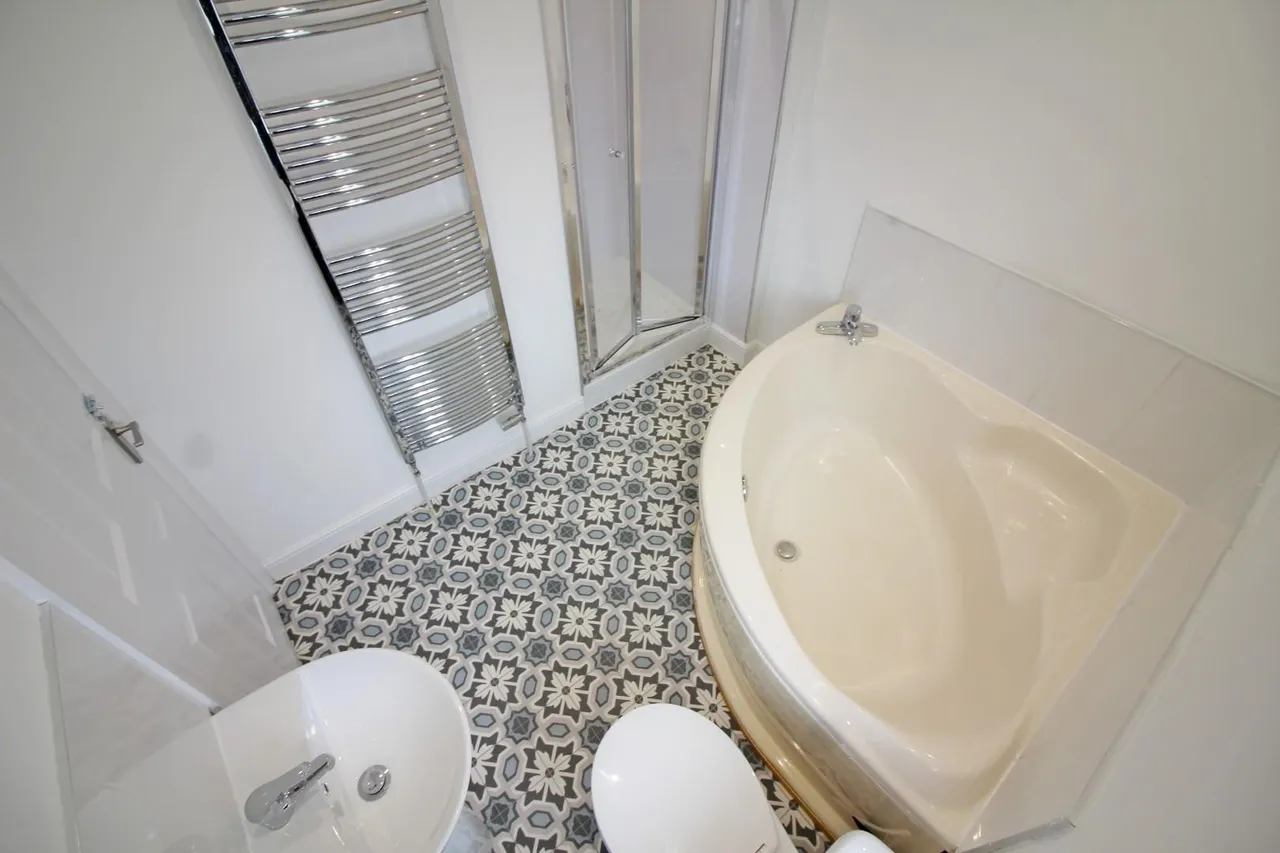 Chesham Road, Chesham, Bury, Greater Manchester, BL9 6EP, photo 8