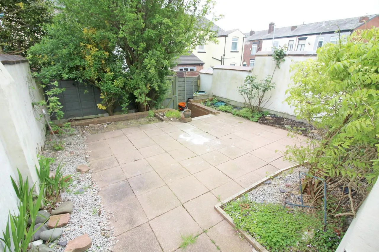Chesham Road, Chesham, Bury, Greater Manchester, BL9 6EP, photo 13