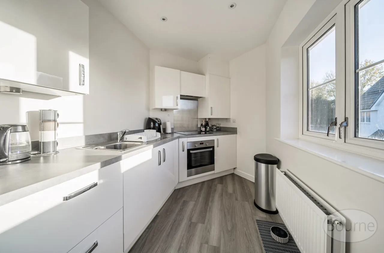 Carpenters Way, Badshot Lea, GU9, photo 4