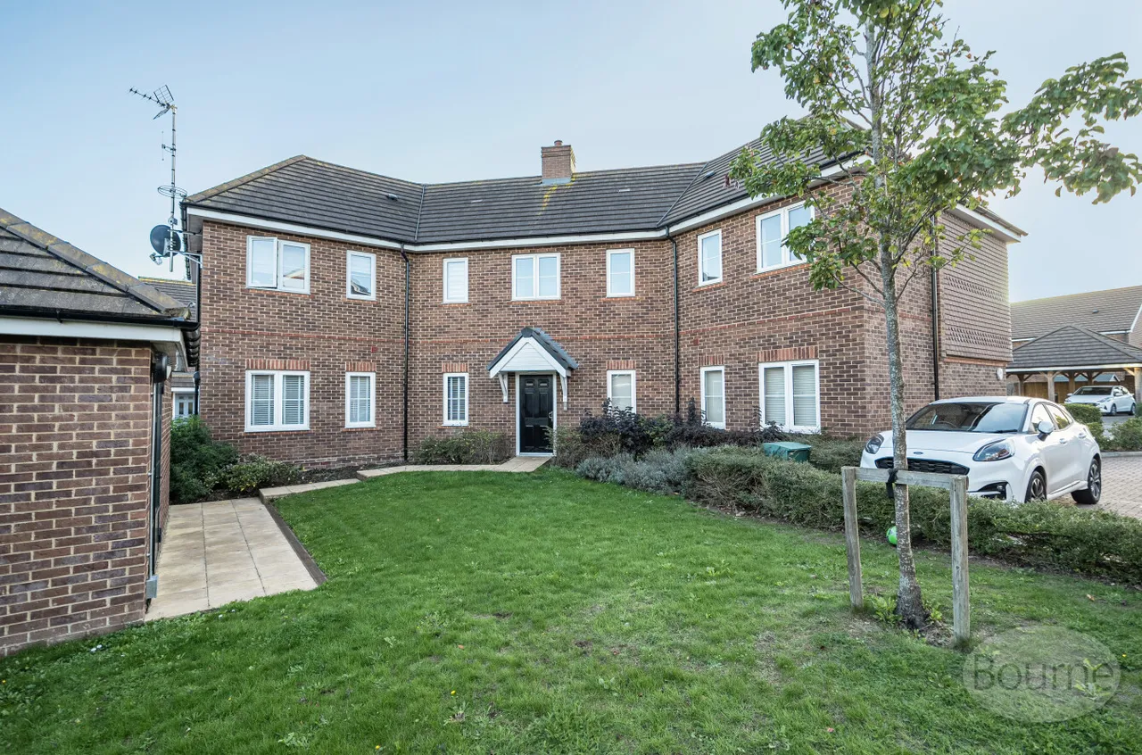 Carpenters Way, Badshot Lea, GU9, photo 10