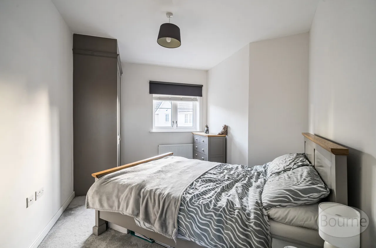 Carpenters Way, Badshot Lea, GU9, photo 6