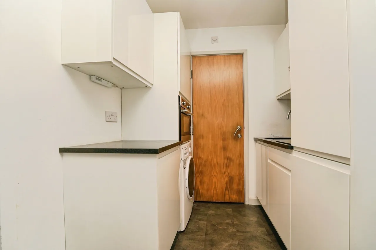 London Road, Gloucester, Gloucestershire, GL1, photo 5